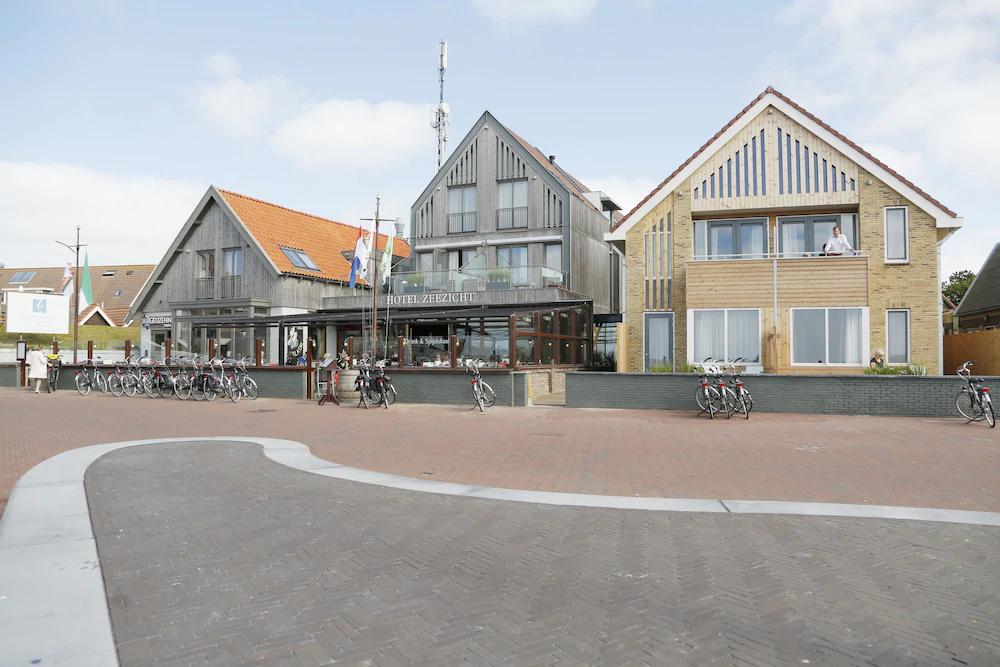 Hotel Zeezicht Vlieland Exterior photo